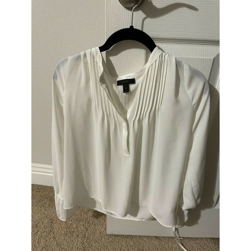 J Crew XS Open V-neck Cotton Poplin Top - White Colored Blouse in Mint Condition